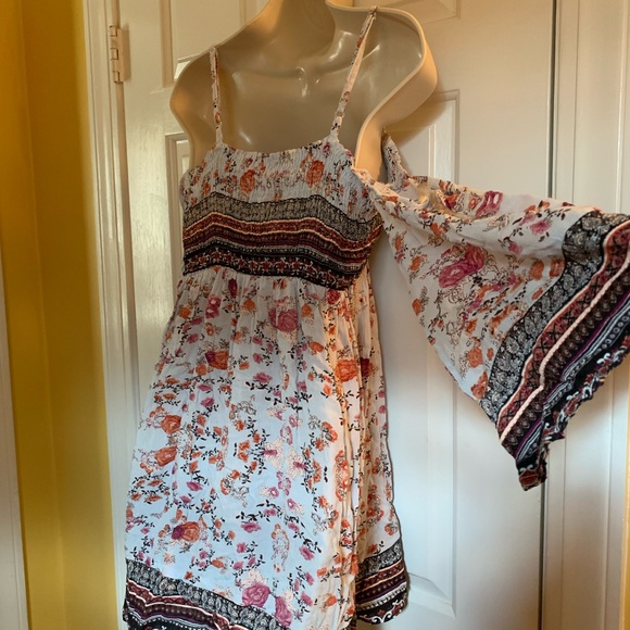 Live 4 Truth dress - Picture 5 of 5